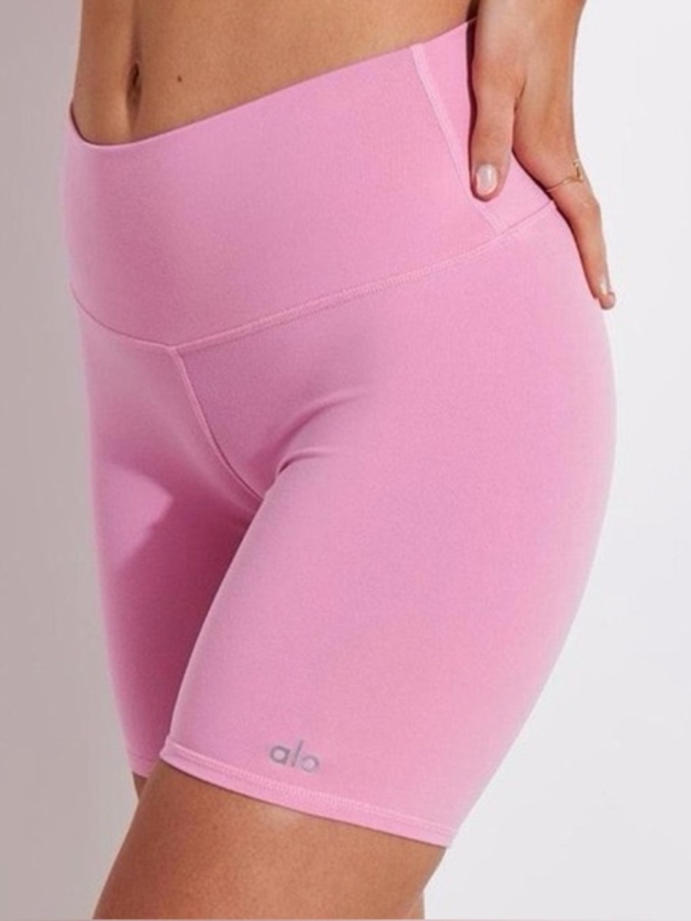Alo Yoga Airbrush High-Waist 7” Biker Short Pink